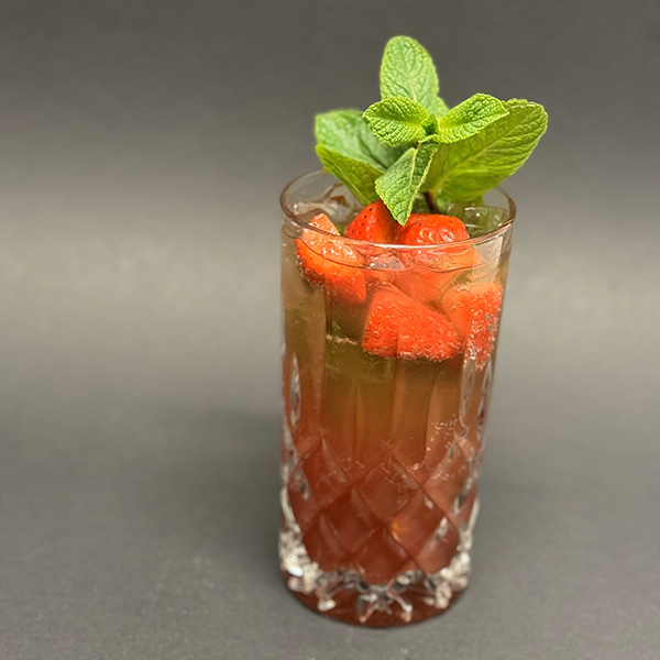 Hauslimonade Erdbeer-Minze
